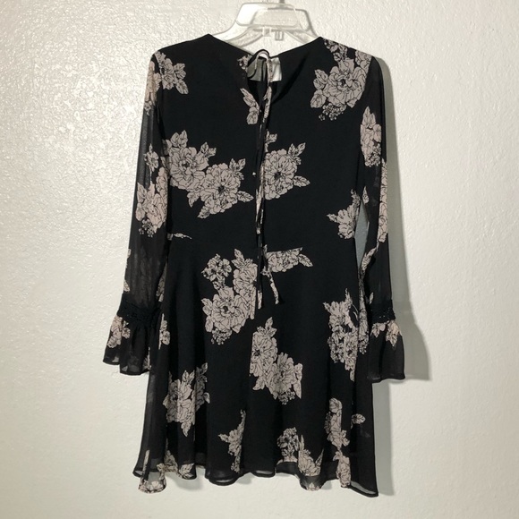 Black Flower Print Dress. Size Small - Picture 6 of 7